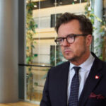 Europejski Rzecznik Praw Obywatelskich co roku pomaga tysiącom Europejczyków. Wiele skarg dotyczy migracji i wdrażania AI